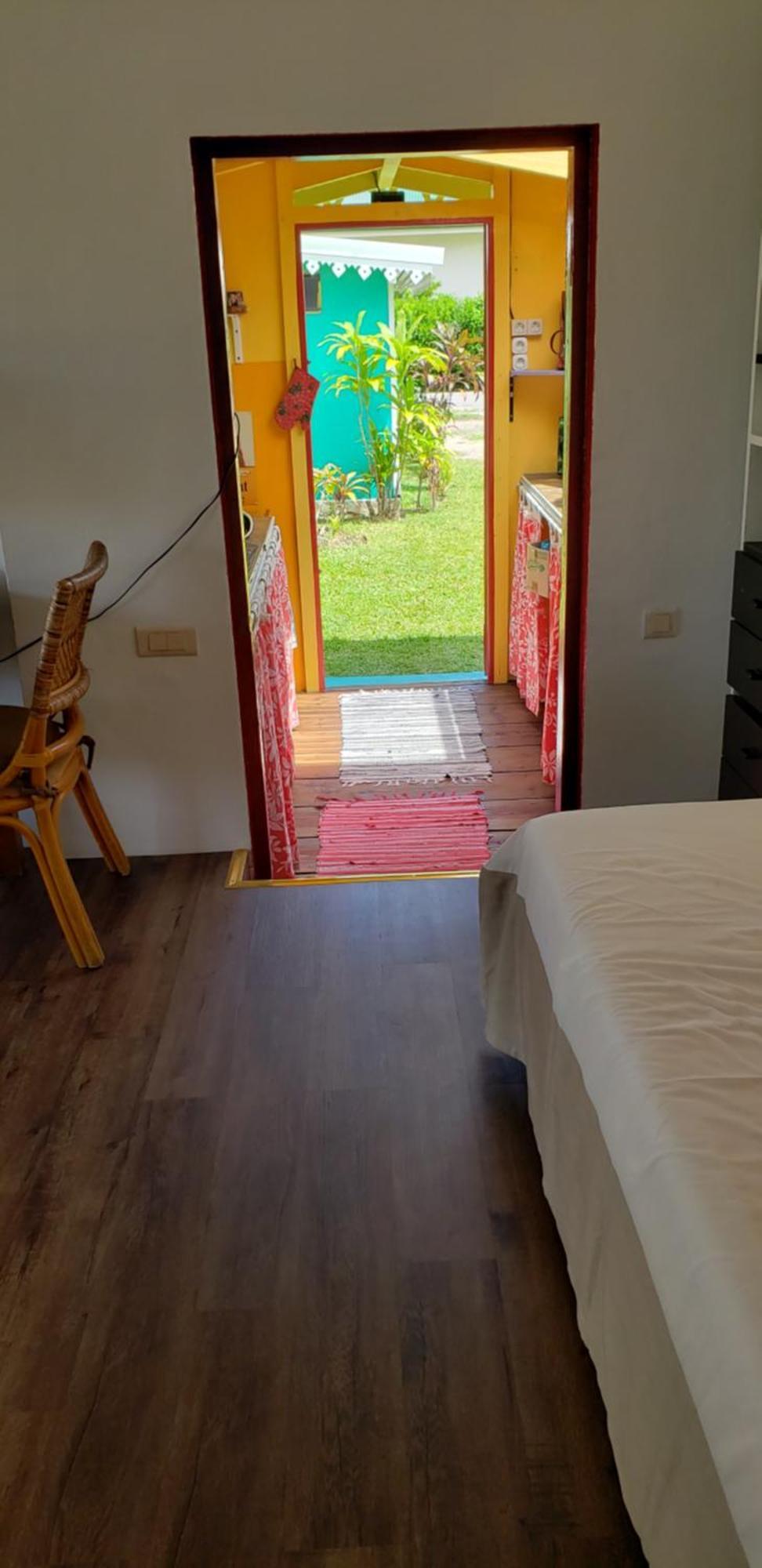"Terevaa" 4 Villa Fare Exterior photo